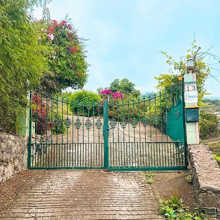Dom wakacyjny Sun-soaked W Patio, Balcony & Garden - Aguilas *