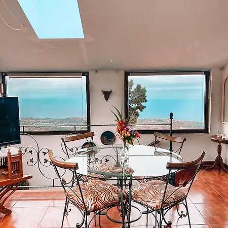 Sun-soaked W Patio, Balcony & Garden - Aguilas