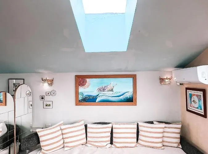 Sun-soaked W Patio, Balcony & Garden - Aguilas *