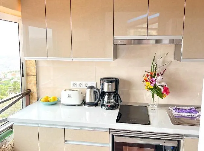 Sun-soaked W Patio, Balcony & Garden - Aguilas La Orotava