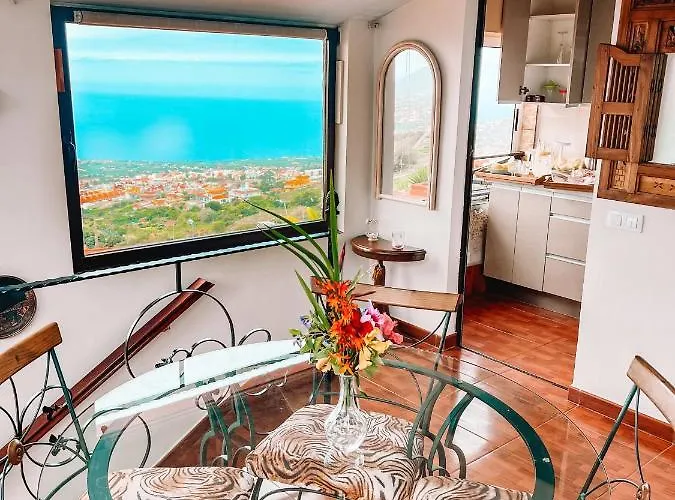 Sun-soaked W Patio, Balcony & Garden - Aguilas *