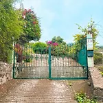 Dom wakacyjny Sun-soaked W Patio, Balcony & Garden - Aguilas *